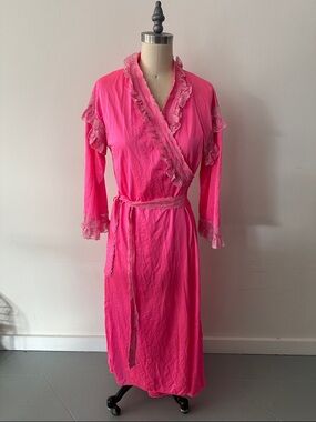Vintage Hot Pink Lace-Trim Robe - Women’s Intimates
